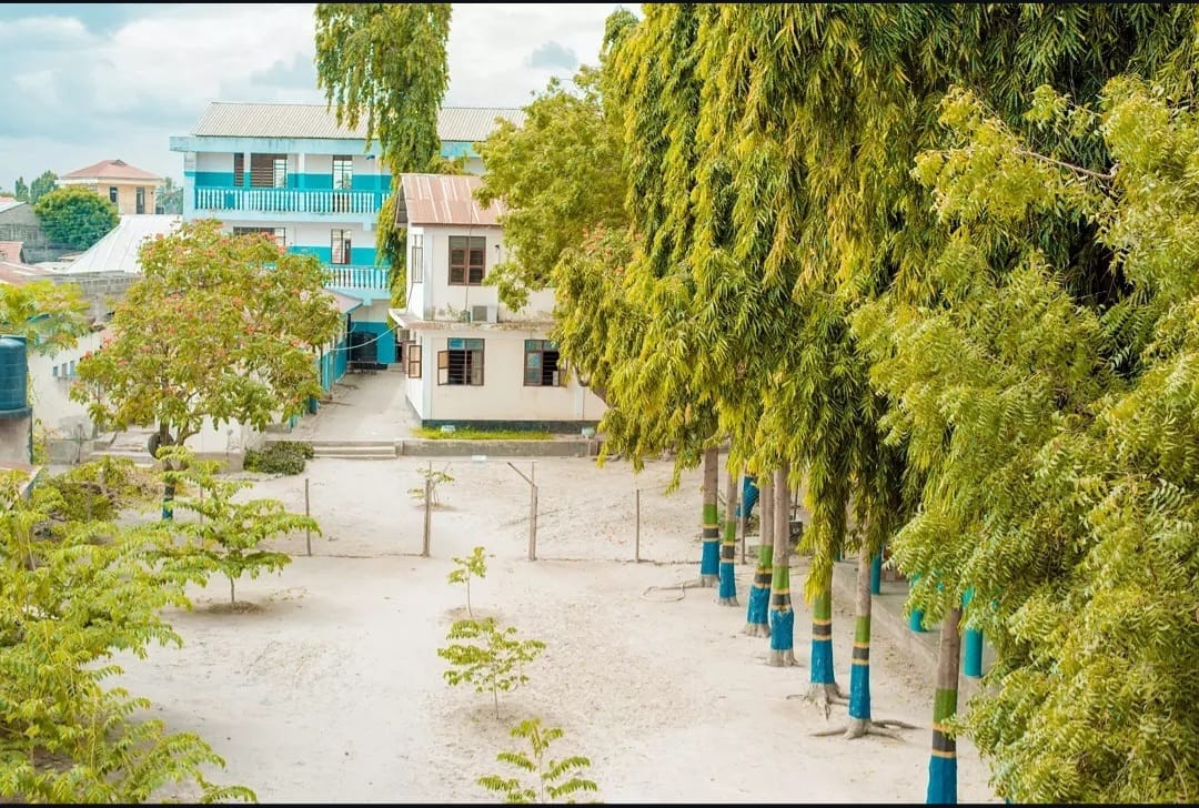 Mount Thomas Academy Unveils Brand New Computer Laboratory